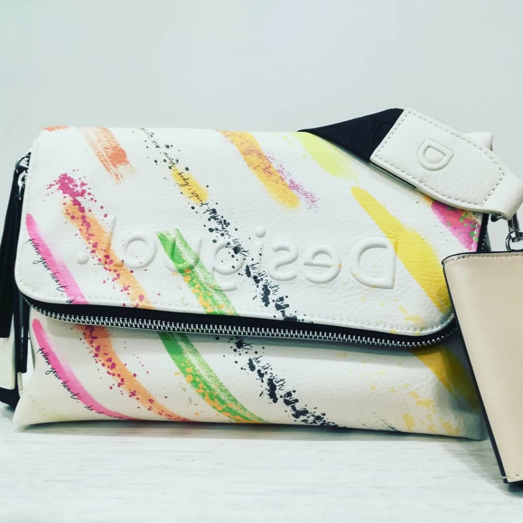 BORSA-A-TRACOLLA-DESIGUAL-BO3833